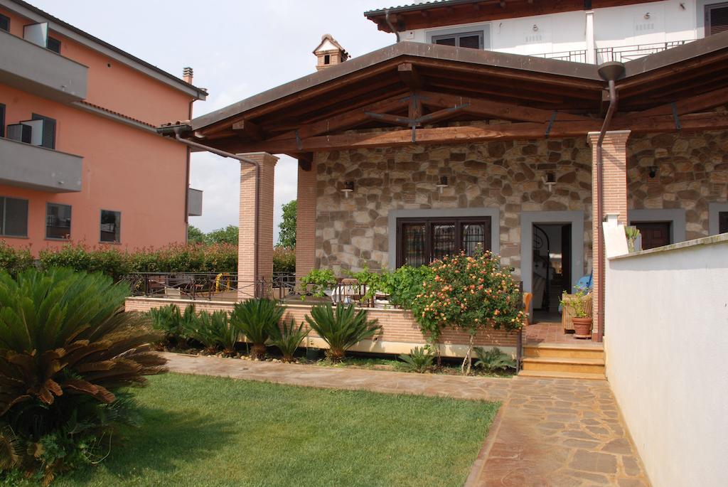 Villa Cecilia Fiumicino Eksteriør billede